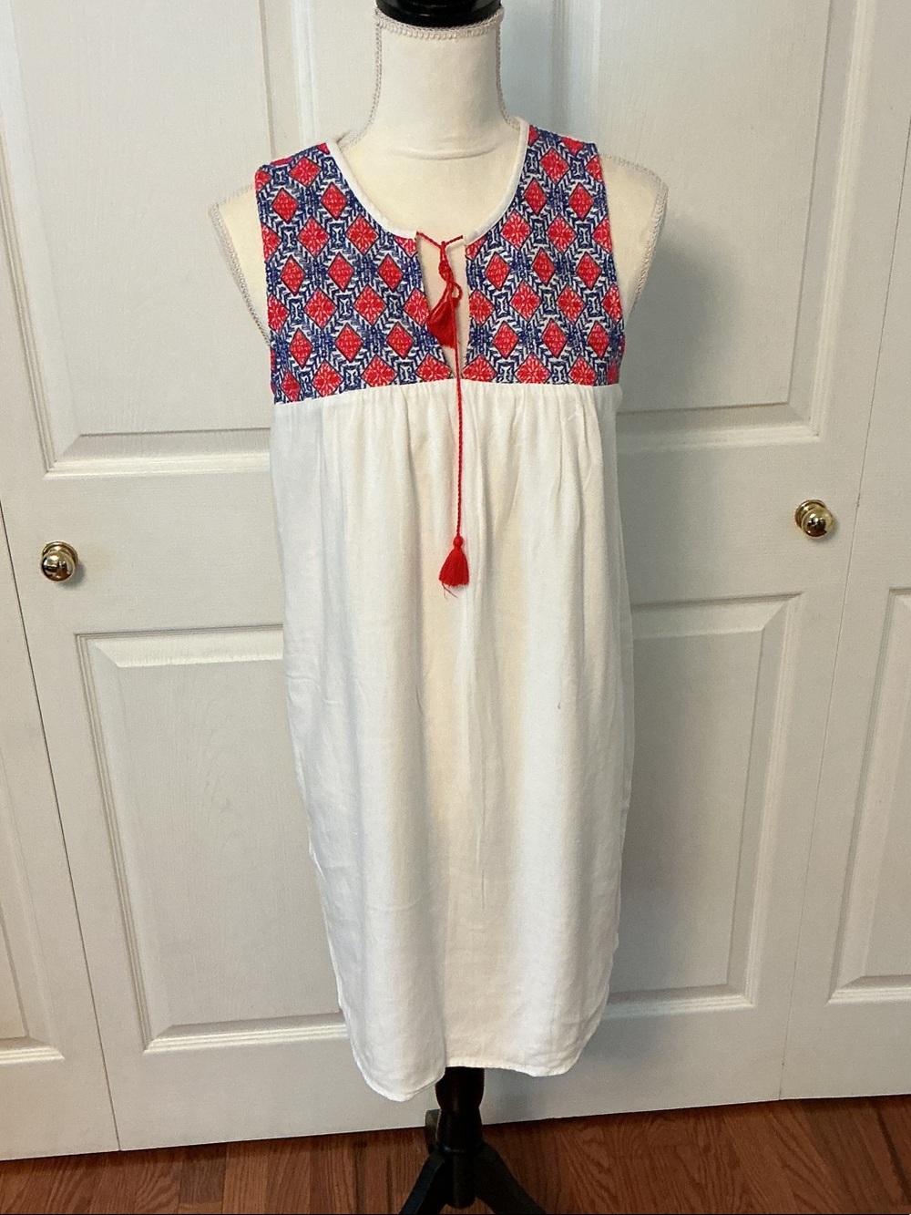Old Navy White Sleeveless Dress with Red & Blue Embroidered Yoke